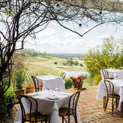 Dining-at-Bistro-Molines-overlooking-the-Hunter-Vineyards