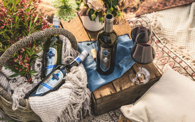 Ivanhoe Chardonnay, Shiraz and Shiraz Pressings in picnic setting